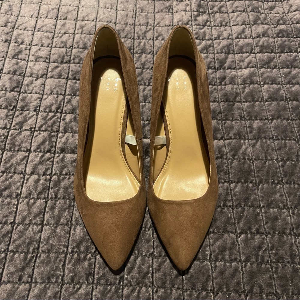 Brown Suede Pointy Pumps